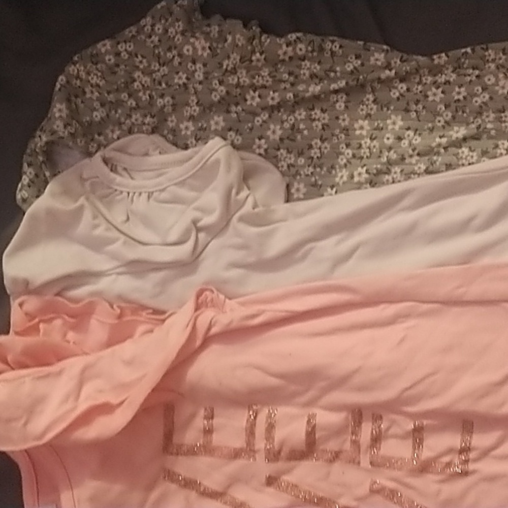 Girls shirts size 7/8